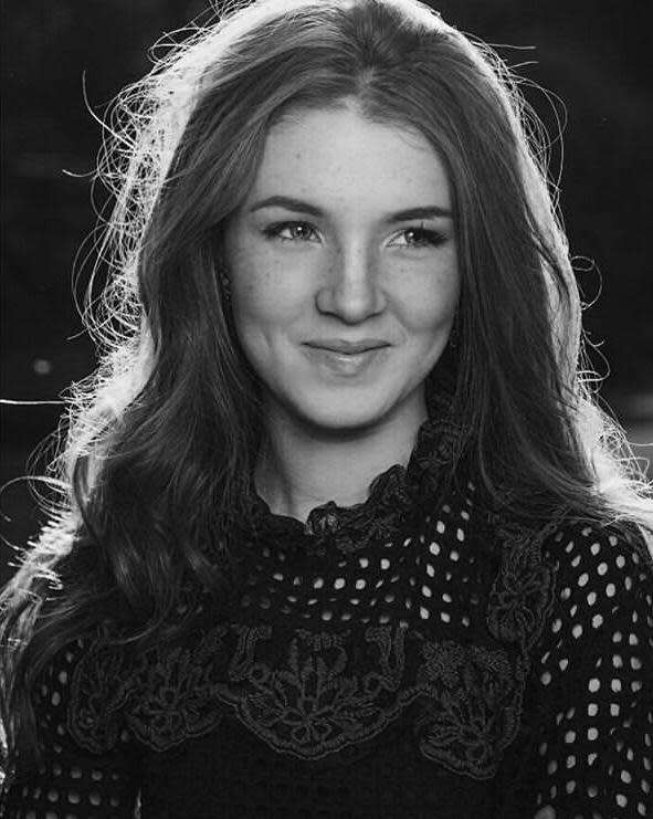 Jeniffer_Oliveira (4).jpg